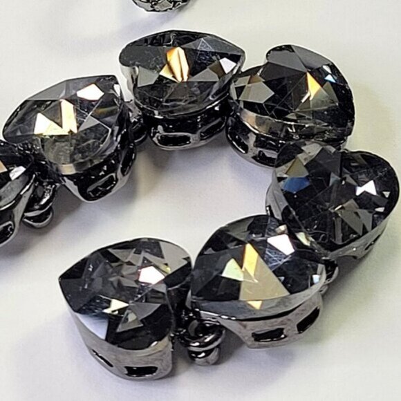 Crystal Heart Shape Pendants Necklace Long Statement Heart shape Necklace - Picture 3 of 14